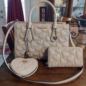 Michael Kors Quilted Heart Tote Set in Light Pink